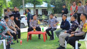 Kapolres Labuhanbatu Pantau PSU di TPS 53 Aek Korsik