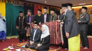 Bobby Nasution Dikukuhkan Sebagai Tokoh Nasional Tabagsel
