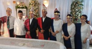 Melayat Istri Pendiri Harian SIB, Ketua PWI Sumut: Semoga Keluarga Tetap Kompak