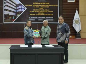 Bupati Asahan Serahkan LKPD 2023 kepada BPK Sumut