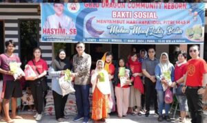 Ketua DPRD Medan dan Komunitas Gold Dragon Bakti Sosial Sambut Ramadhan 1445 H
