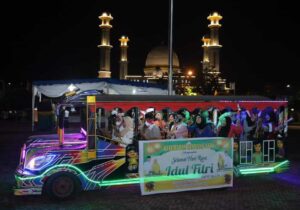 Ratusan Mobil Hias Semarakkan Pawai Takbir Idul Fitri di Asahan