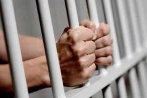 Over Kredit Ilegal, Nasabah Adira Finance Masuk Penjara