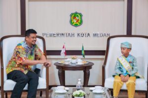Walikota Medan Terima Kunjungan Juara Kompetisi Hafiz Indonesia 2024
