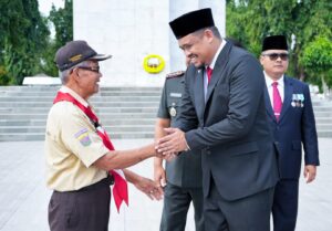Sambut HUT Ke-434 Kota Medan, Bobby Nasution Ziarahi Makam Mantan Walikota dan Gubsu
