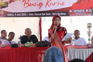 Ratusan Mahasiswa Penerima KIP Ikuti Lomba Orasi Ala Bung Karno