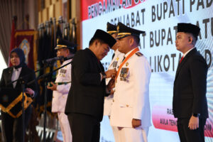 Pj Gubsu Lantik Tiga Pj Kepala Daerah di Sumut