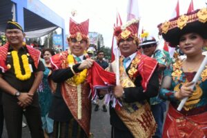 Festival Bunga dan Buah 2024 di Berastagi, Pj Gubsu Kagum Lihat Kreativitas Masyarakat Karo