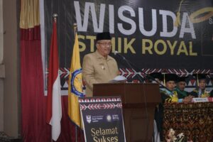 Wabup Asahan Hadiri Wisuda STMIK Royal Kisaran