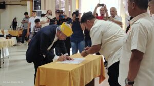 John Ismadi Lubis Lantik Pengurus KONI Labuhanbatu Periode 2024-2028