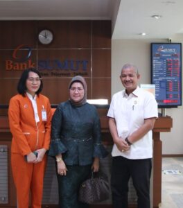 Kunjungi Bank Sumut Cabang DKI Jakarta Sutarto Minta Tingkatkan Pelayanan