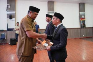 Bobby Nasution Lantik Dua  Direksi PUD Pembangunan Kota Medan
