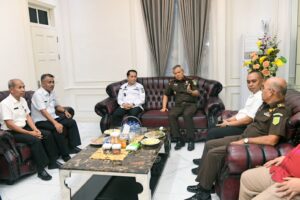 Pj Gubsu Agus Fatoni Silaturahmi ke Kejatisu Bahas Persiapan PON XXI dan Pilkada Serentak