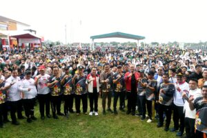 Kukuhkan Volunteer PON XXI, Pj Gubsu Agus Fatoni Optimis Pecahkan Rekor MURI