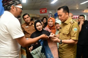 Launching Sumut Creative Center, Pj Gubsu Fatoni Ajak Pelaku UMKM Manfaatkan Momen PON XXI