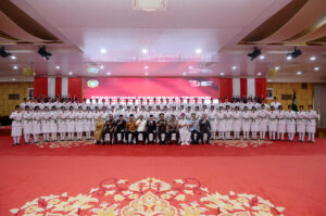 Pj Gubsu Agus Fatoni Kukuhkan 72 Paskibraka Provsu Tahun 2024