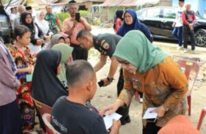 Plt Bupati dan Dandim 0209/LB Kunjungi Korban Kebakaran di Bandar Selamat