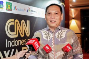 Walikota Medan Raih Dua Penghargaan di Ajang CNN Indonesia Awards 2024