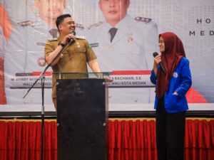 Gelontorkan Beasiswa Untuk SD Hingga Mahasiswa, Bobby Nasution Sosok Wali Kota Peduli Pendidikan
