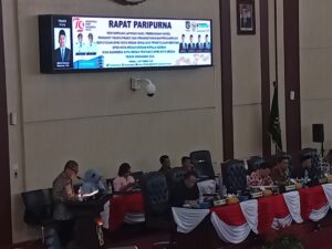 Mulia Asri Rambe Sampaikan Pandangan Umum FPGolkar DPRD Kota Medan