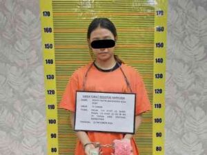 Bawa Ratusan Butir Pil Ekstasi, Wanita Cantik di Medan Ditangkap Polisi