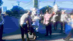 Satlantas Polres Labuhanbatu Libatkan Badut Zebra Sosialisasikan Tertib Berlalulintas