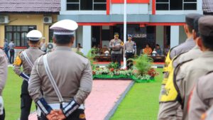 Kapolres Labuhanbatu Pimpin Apel Gelar Pasukan Ops Zebra Toba 2024