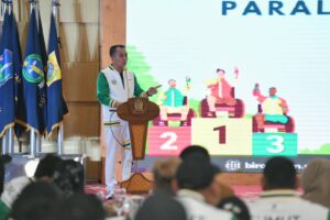 Pj Gubsu Fatoni Lepas Kontingen Sumut Ikuti Peparnas 2024 di Solo