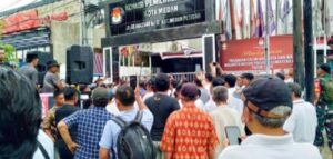 Warga Unjuk Rasa, Minta Pemungutan Suara Ulang di Medan