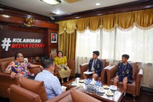 Plt Walikota Terima Audiensi Siswa SMP Santo Yoseph Pemuda Medan 
