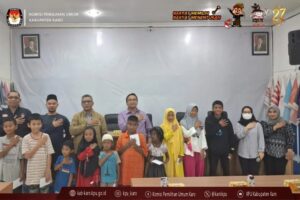 KPU Karo Gelar Doa Bersama dan Santuni Anak Yatim