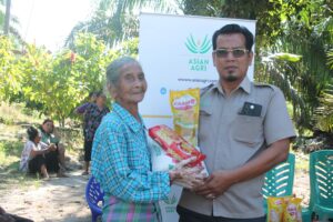 Asian Agri Salurkan Paket Natal untuk Warga Kurang Mampu di 15 Desa di Sumut