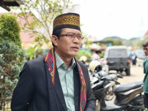 Pdt Penrad Siagian Kunker ke Gereja-gereja Sumut