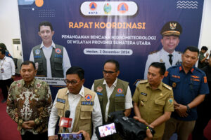 Pj Gubsu Agus Fatoni Siapkan Tim Reaksi Cepat Penanganan Bencana Sumut