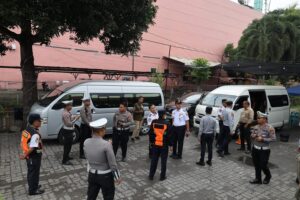 Lakukan Penertiban, Dishub Sumut Bersama Ditlantas Polda, Larang Naik-Turun Penumpang di Loket Jalan SM Raja