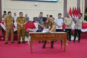 Bobby Nasution dan DPRD Medan Setujui Propemperda Tahun 2025