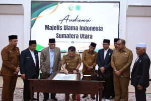 Pemprovsu dan MUI Tandatangani Piagam Kesepahaman Pembangunan Masyarakat Maju Berakhlak
