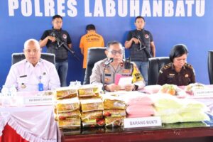 Polres Labuhanbatu Musnahkan 37.637 Butir  Ekstasi dan 19 Kg Sabu