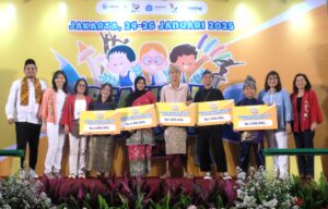 FIFGROUP Dukung Pendidikan, 448 Anak Karyawan se-Indonesia Terima Beasiswa Prestasi