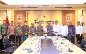 OJK Terima Daftar Koperasi Sektor Jasa Keuangan Kemenkop
