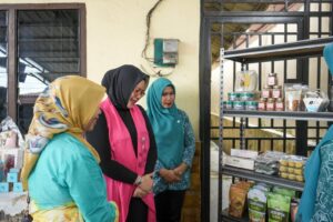 Tim TP PKK Medan Lakukan Supervisi UP2K ke Kelurahan Tegal Sari III