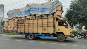 Satlantas Polres Asahan Tindak Pengendara R.6 Terindikasi ODOL