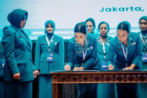Tri Tito Karnavian Lantik Kahiyang Ayu Jadi Ketua TP PKK dan Ketua Tim Pembina Posyandu Sumut