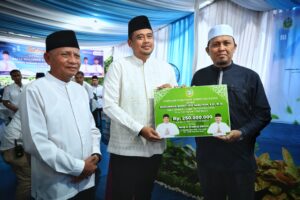 Safari Ramadan, Gubsu Bobby Nasution Bantu Pembangunan Masjid