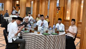 Gubsu Bobby Nasution Buka Puasa Bersama Pimpinan DPRD Sumut