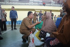 Pemkab Asahan Salurkan 1.000 Karung Beras untuk Kaum Dhuafa