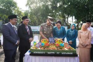 Rico Waas Pimpin Upacara HUT Satpol PP & Satlinmas, Wujudkan Ruang Sosial Aman, Nyaman dan Tertib