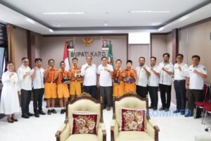 Bupati Karo Lepas Pelajar Ikuti Kompetisi Robotik Nasional di Bandung