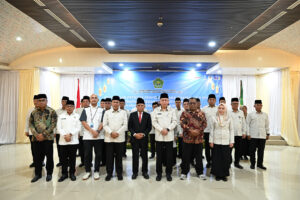 Lantik PPIH Sumut Embarkasi Medan 1446 H, Wagubsu Surya Harapkan Pelayanan Haji Berjalan Optimal