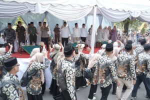 Bupati Asahan Lepas Parade Kafilah MTQ Ke-56